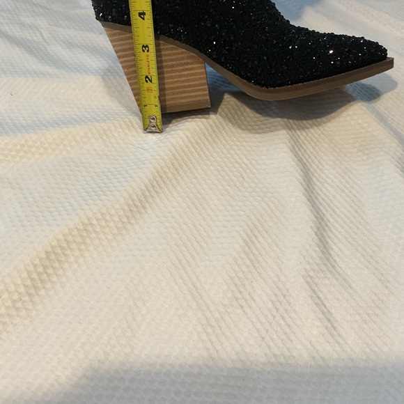 Elegant Black Glitter Heeled Boots - Picture 5 of 9